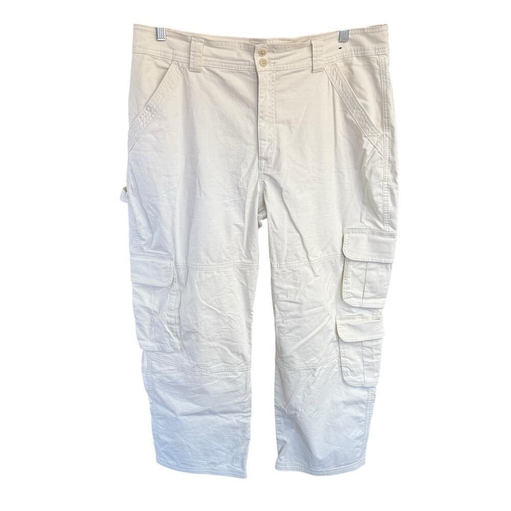 Abercrombie & Fitch Women's Straight Leg Cargo Pants